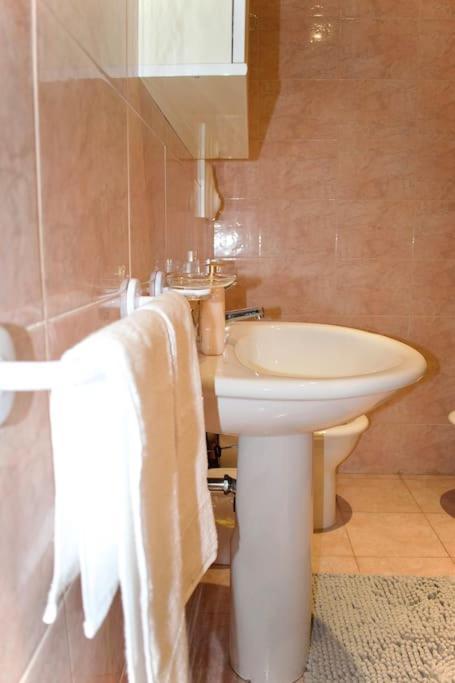 Appartement Civico 18- La Tua Casa In Centro à Latina Extérieur photo